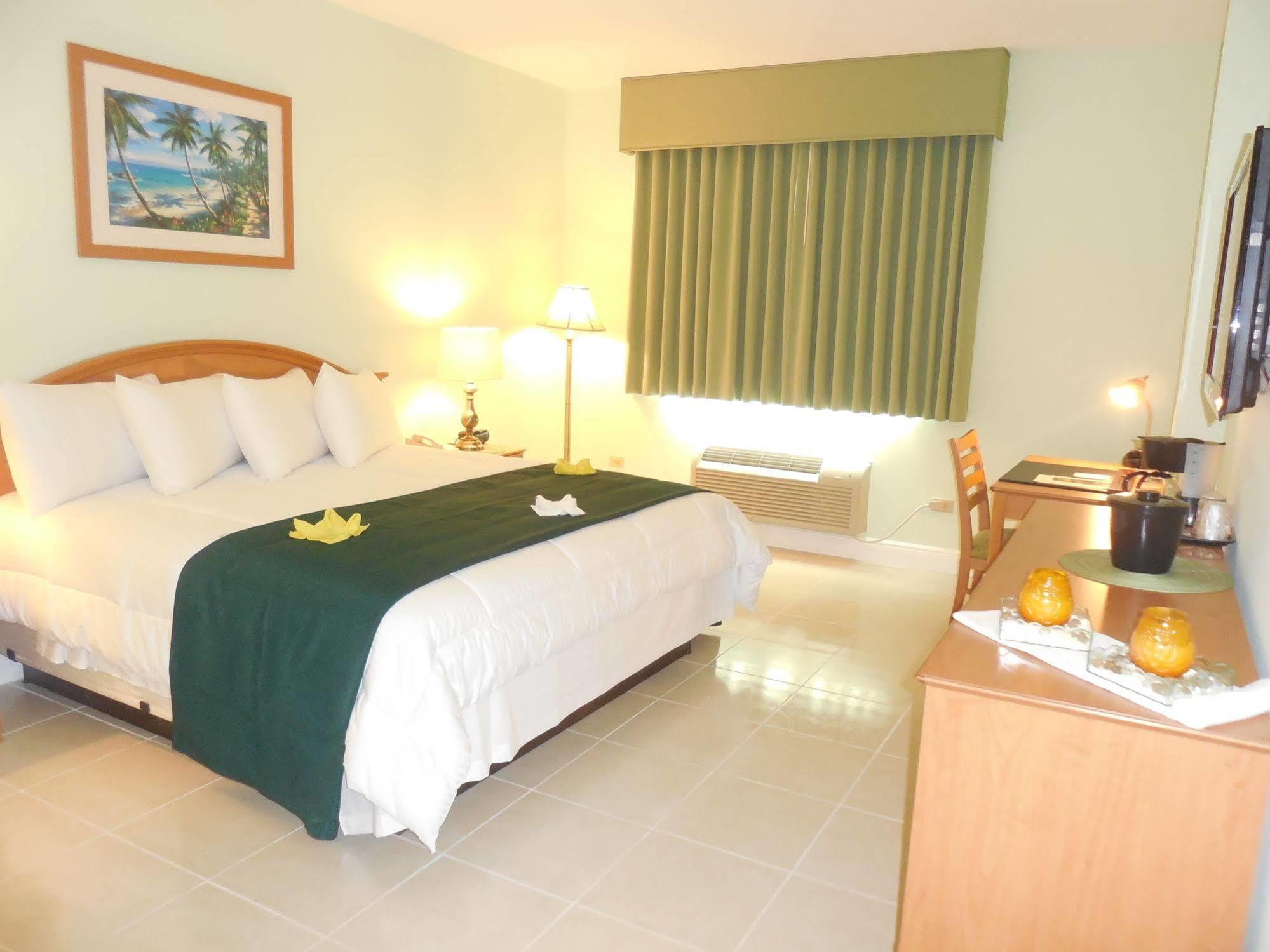 Las Vegas Hotel & Casino Corozal Town Esterno foto