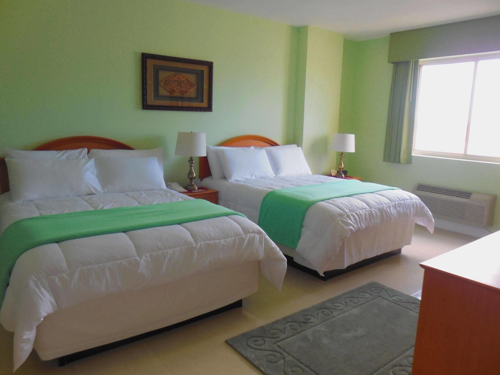 Las Vegas Hotel & Casino Corozal Town Esterno foto