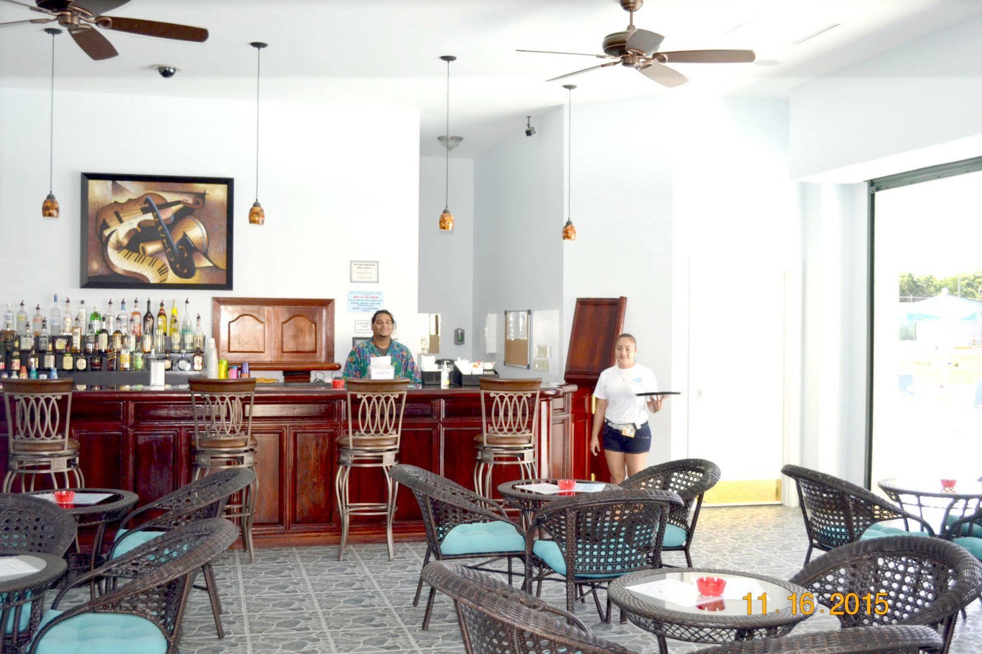 Las Vegas Hotel & Casino Corozal Town Esterno foto